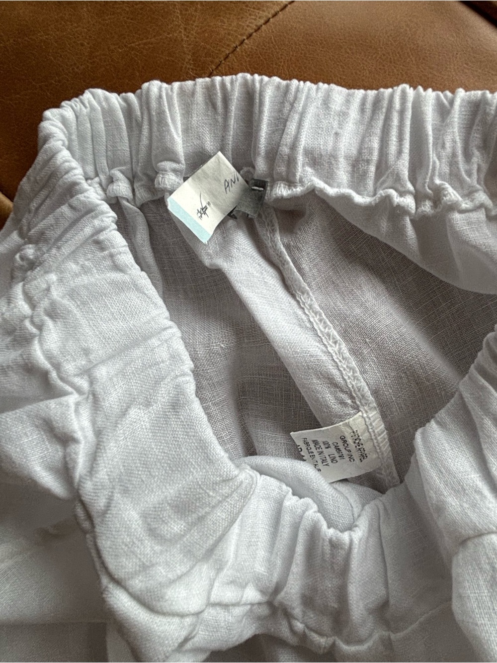 Pistache 100% Linen Vest and Cropped Pants Matching Set, Size Medium, White - Picture 9 of 14